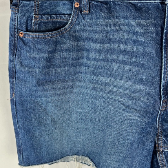 NWT: old navy High-Waisted Slouchy Straight Cut-Off Jean Shorts $35 (22) - Picture 7 of 15